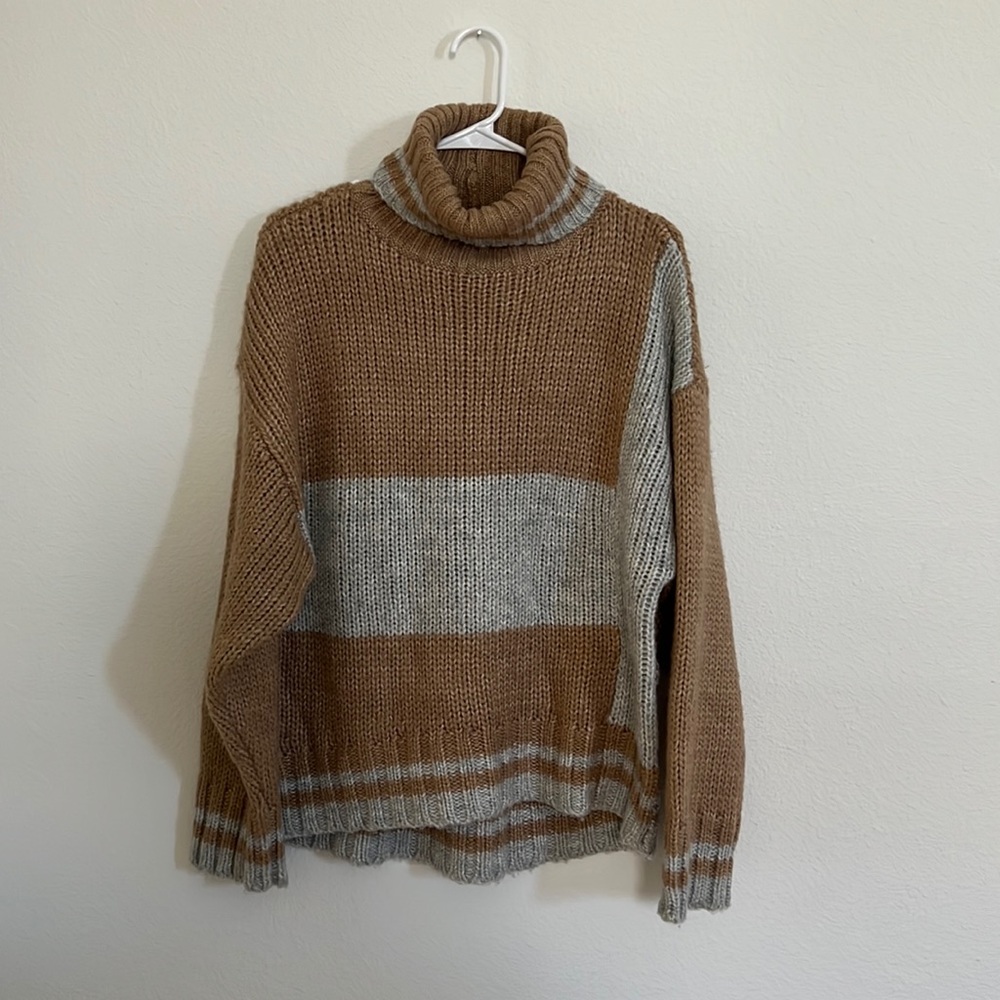 Paper Crane Color Block Turtleneck Sweater